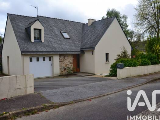 Maison à vendre 297 000 € 7 pièces 5 chambres 122,8 m² 615 m² de terrain Rive Droite Châteaulin 29150