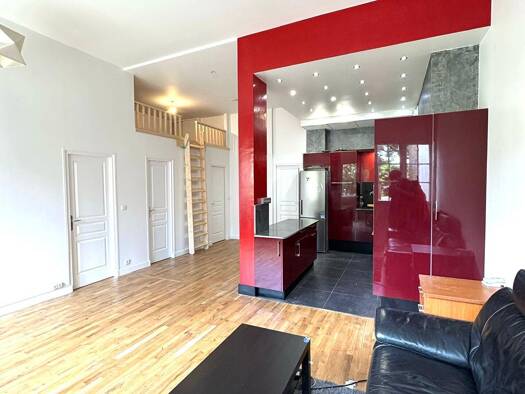 Appartement à vendre 399 000 € 4 pièces 3 chambres 92 m² RDC/4 Centre Nanterre 92000