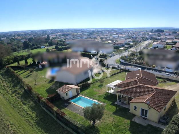 Maison de plain-pied à vendre 469 000 € 7 pièces 5 chambres 171 m² 1 277 m² de terrain Saubens 31600