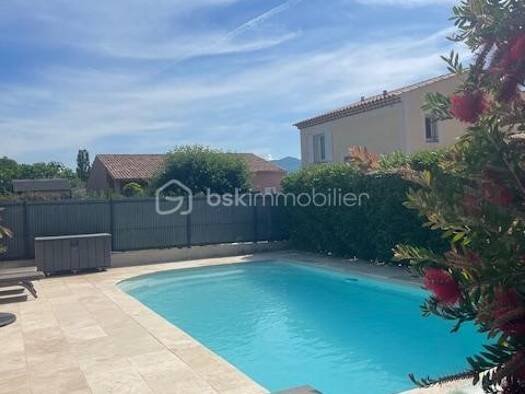 Maison à vendre 265 000 € 4 pièces 3 chambres 84,6 m² Peyruis 04310