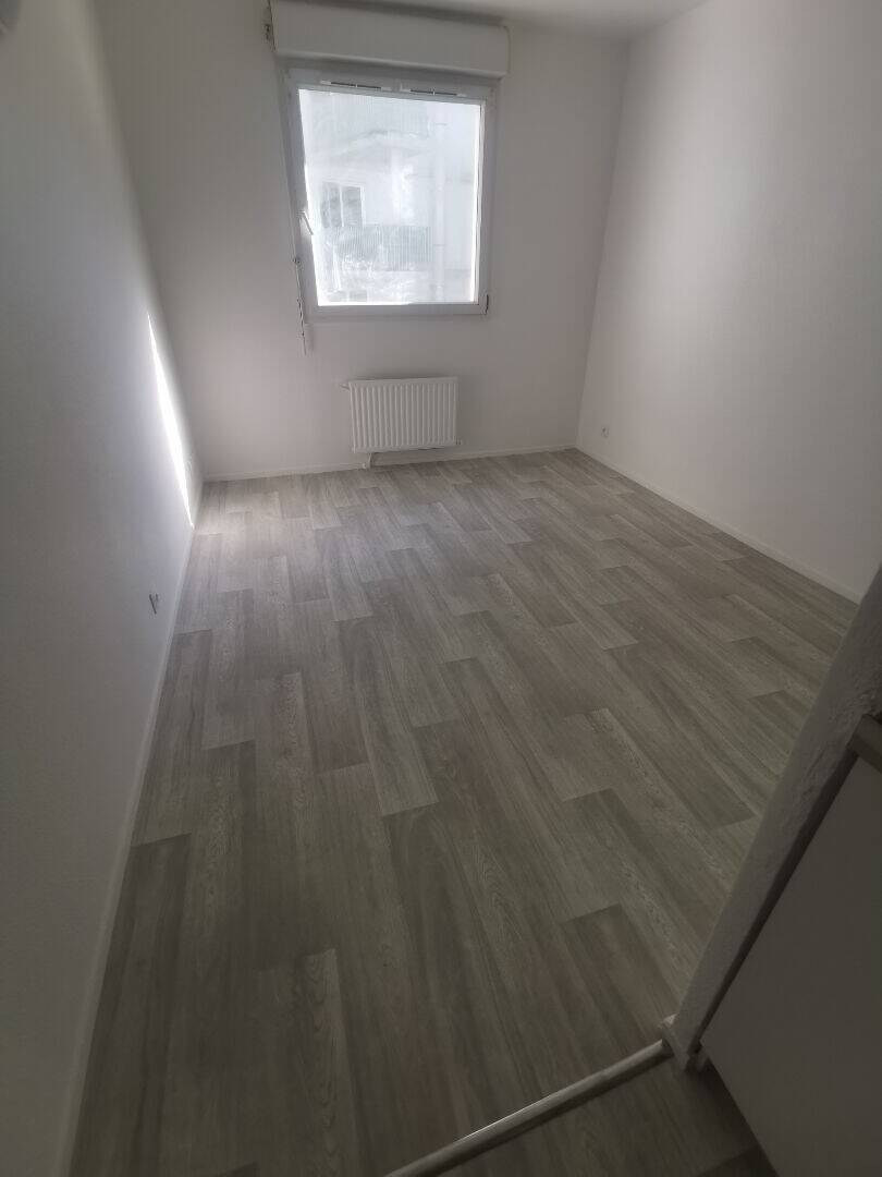 Maison à louer, 18m², CLICHY
