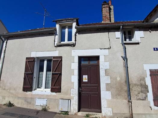 Appartement à vendre 79 000 € 2 pièces 1 chambre 59,75 m² RDC Saint Amatre Auxerre 89000