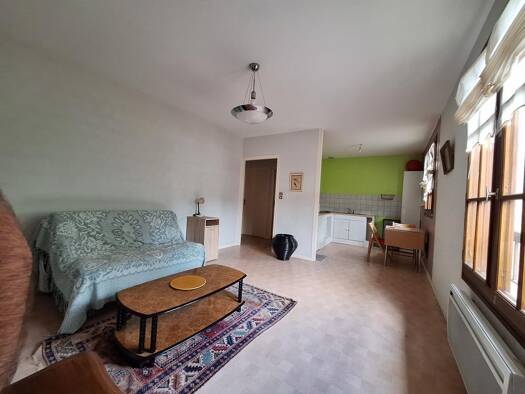 Appartement à louer 347 € 1 pièce 30 m² Nord Saint-Yrieix-la-Perche 87500