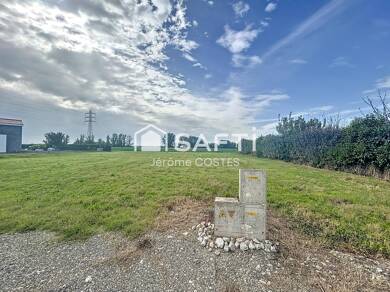 Terrain constructible à vendre 96 000 € 877 m² de terrain Dieupentale 82170