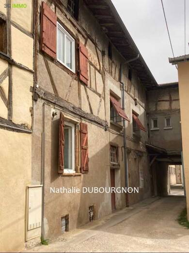 Immeuble à vendre 168 000 € 184,1 m² Pont-de-Veyle 01290