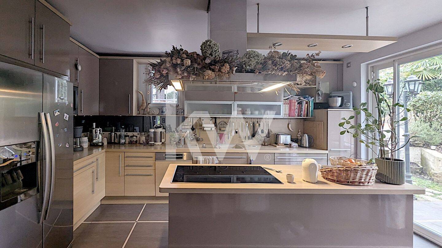 Maison à vendre, 145m², MONTLIGNON