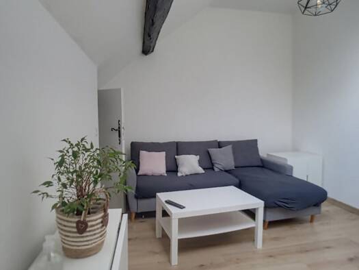 Appartement à louer 670 € 2 pièces 1 chambre 36 m² Étage 2/2 Centre Ville Étampes 91150
