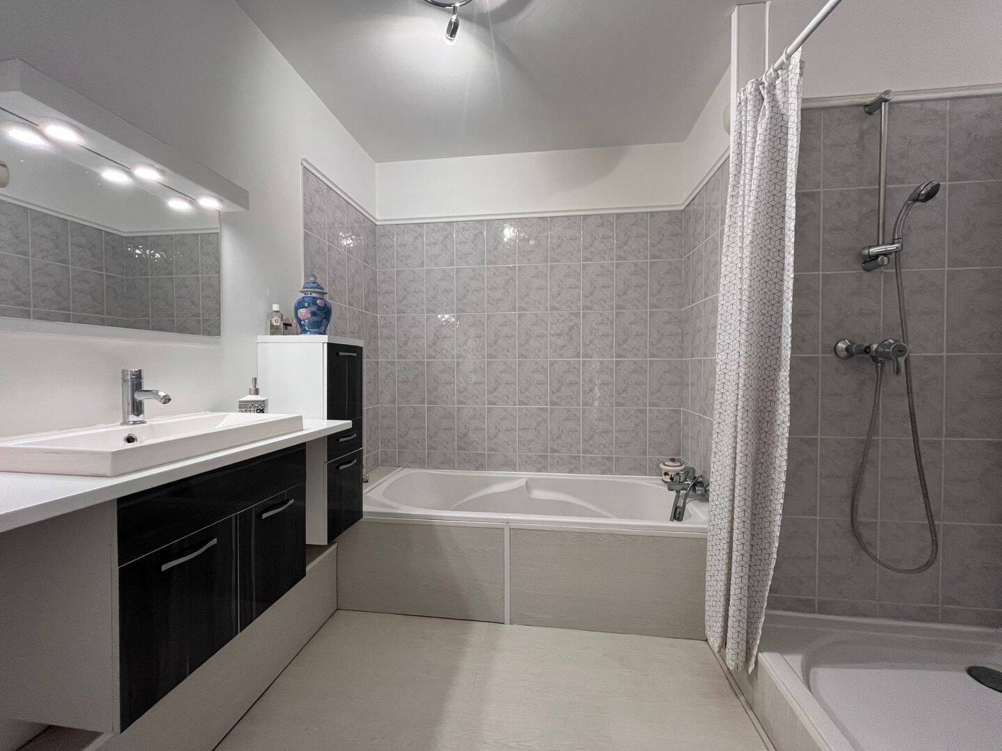 Maison à vendre, 85m², TASSIN LA DEMI LUNE