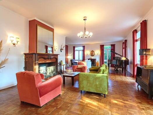 Maison en viager 250 000 € 7 pièces 6 chambres 420 m² 1 300 m² de terrain Rion-des-Landes 40370