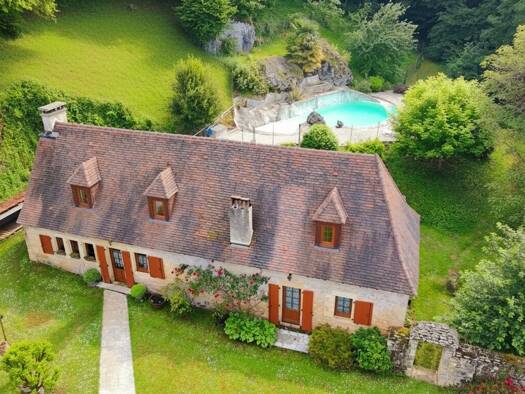 Maison à vendre 485 000 € 10 pièces 6 chambres 250 m² 14 957 m² de terrain Tursac 24620