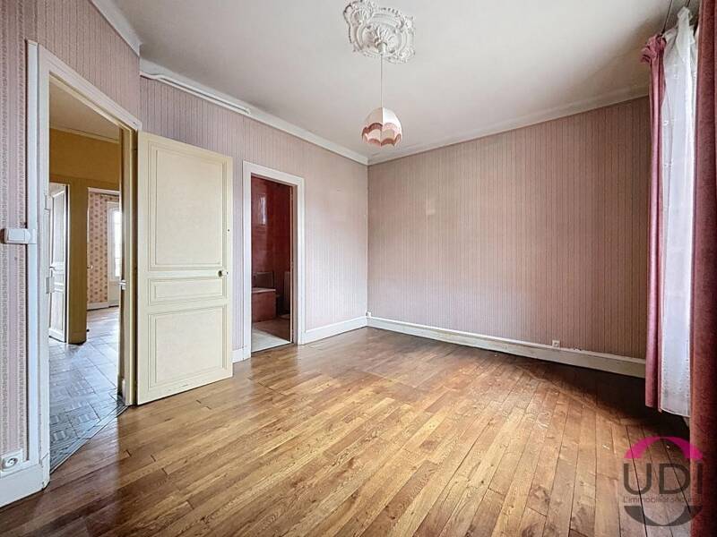 Maison à vendre, 198m², MONTLUCON