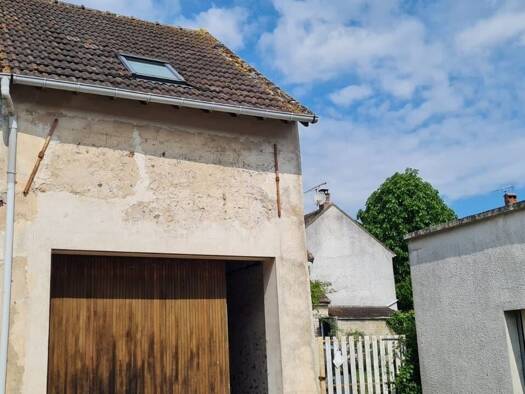 Maison à vendre 30 000 € 1 pièce 1 chambre Orly-sur-Morin 77750
