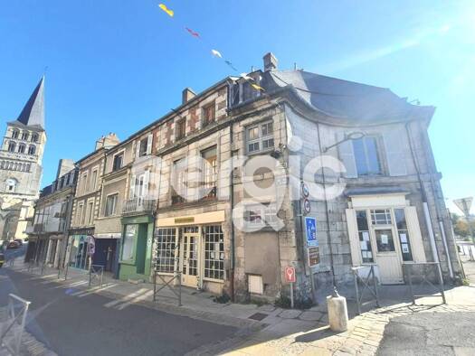 Immeuble à vendre 319 500 € 300 m² Seyr La Charité-sur-Loire 58400