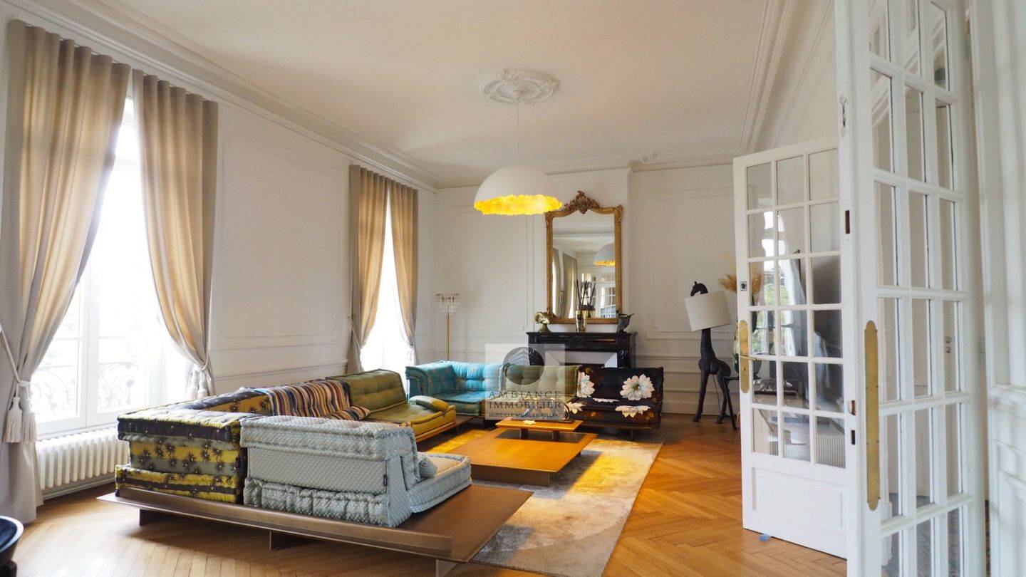 Maison à vendre, 371m², VALENCE