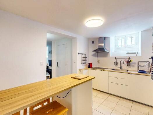 Appartement à vendre 250 000 € 2 pièces 2 chambres 45,47 m² RDC/2 Halles-Hurlague Biarritz 64200
