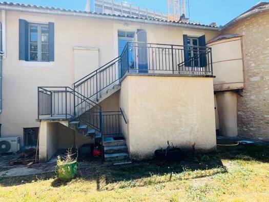 Appartement à louer 790 € 3 pièces 2 chambres 77 m² Étage 1/1 Charles de Gaulle Cahors 46000
