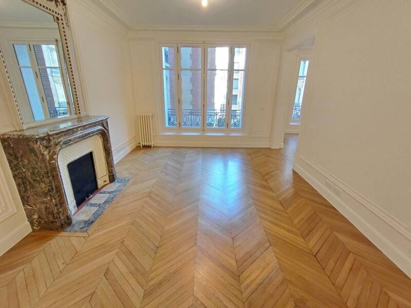 Maison à louer, 151m², PARIS 8E