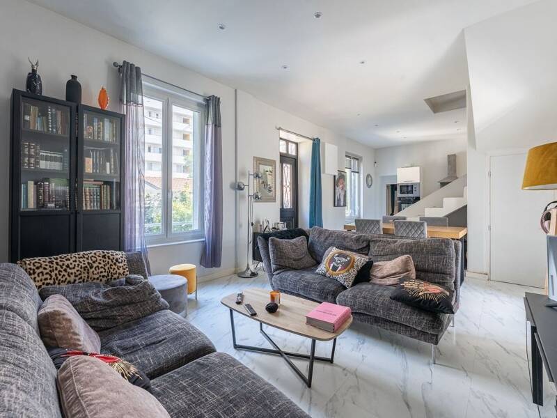 Maison à louer, 90m², LYON 8E