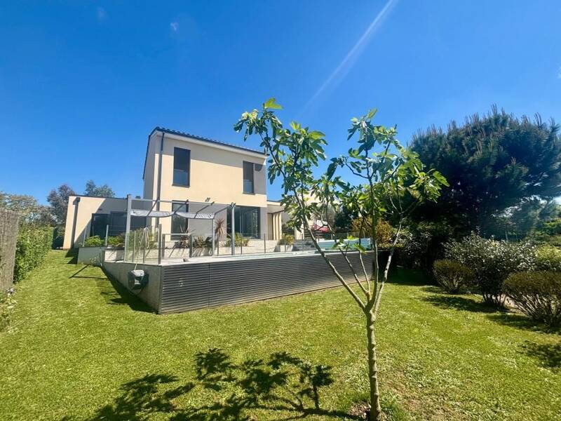Maison à vendre, 111m², SATHONAY VILLAGE
