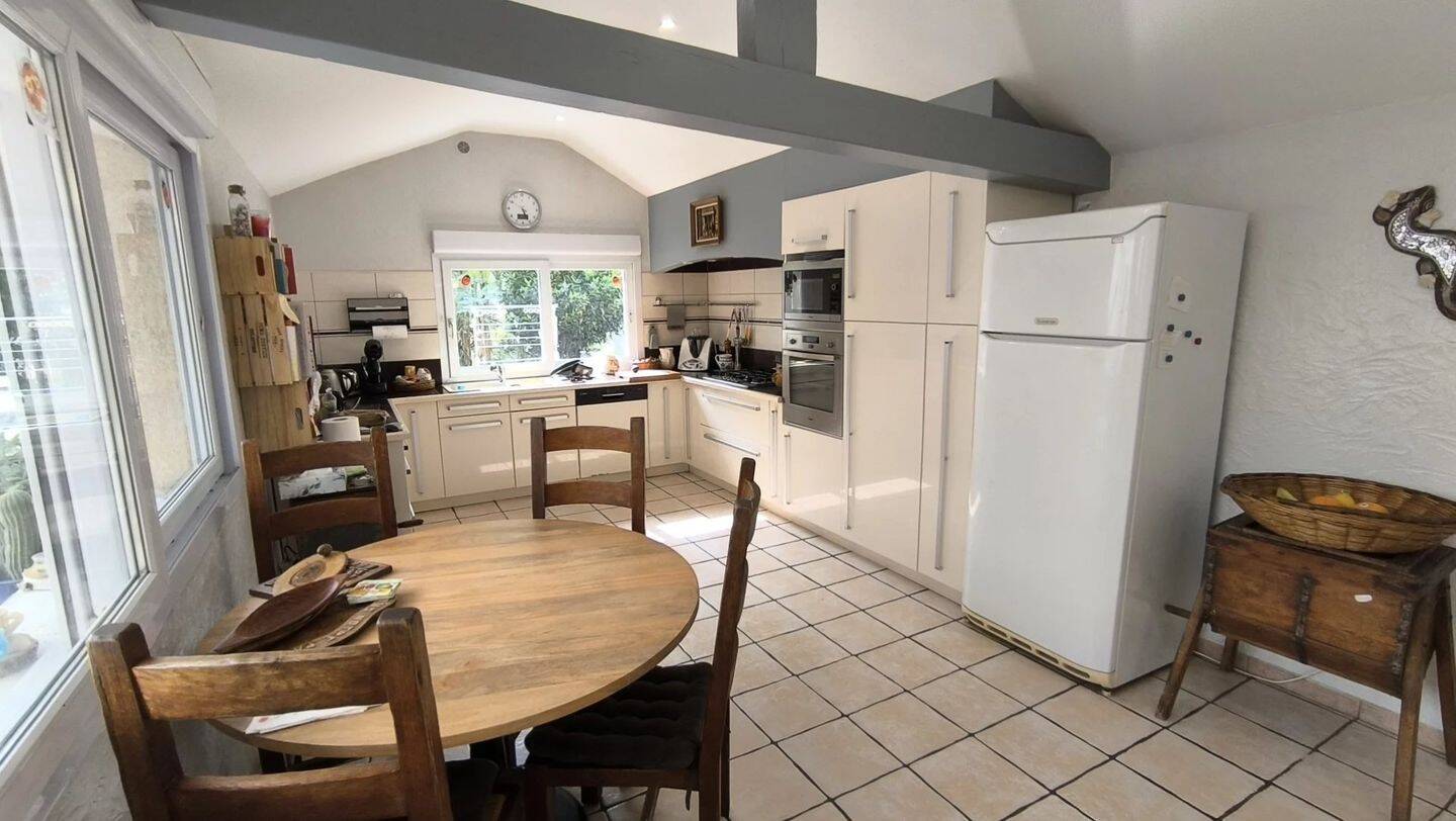 Maison à vendre, 179m², SAINT DIDIER SUR CHALARONNE