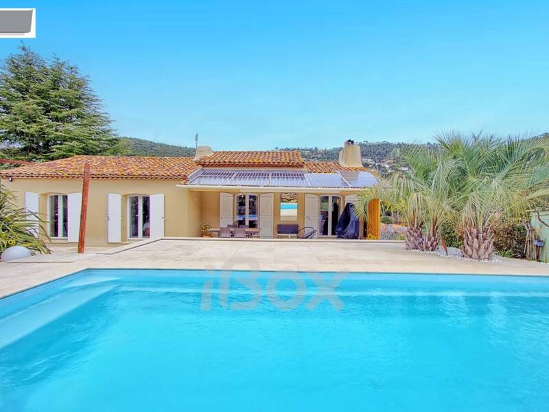 Maison à vendre, 167m², CARQUEIRANNE