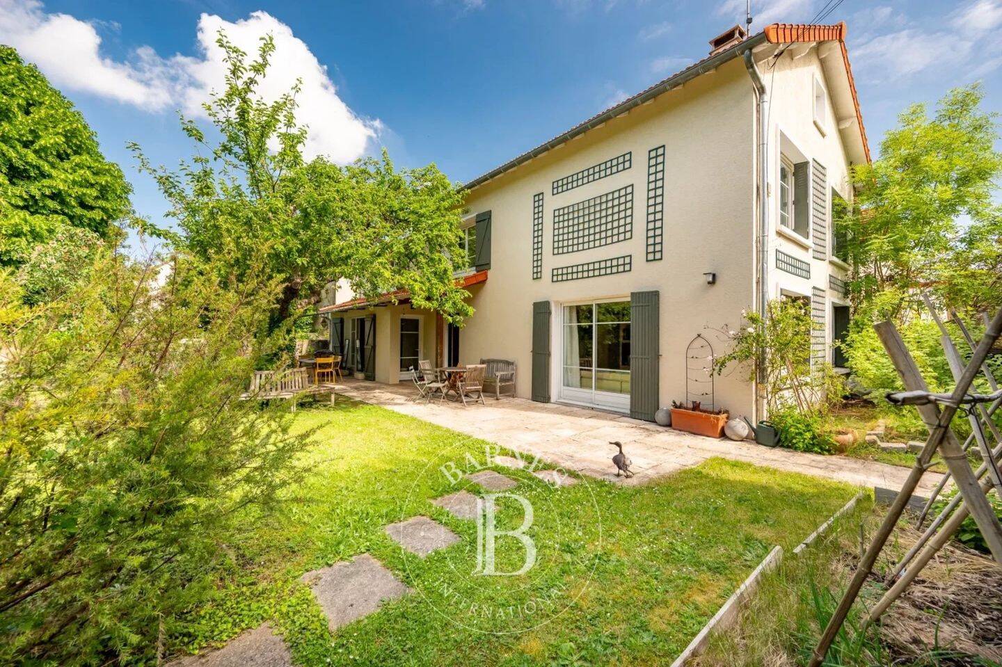 Maison à vendre, 200m², NANTERRE