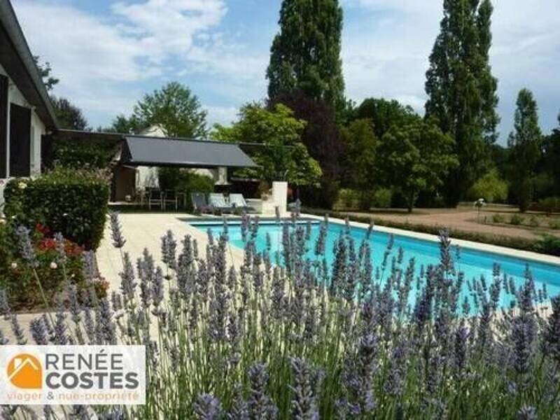 Maison à vendre, 161m², DOMERAT