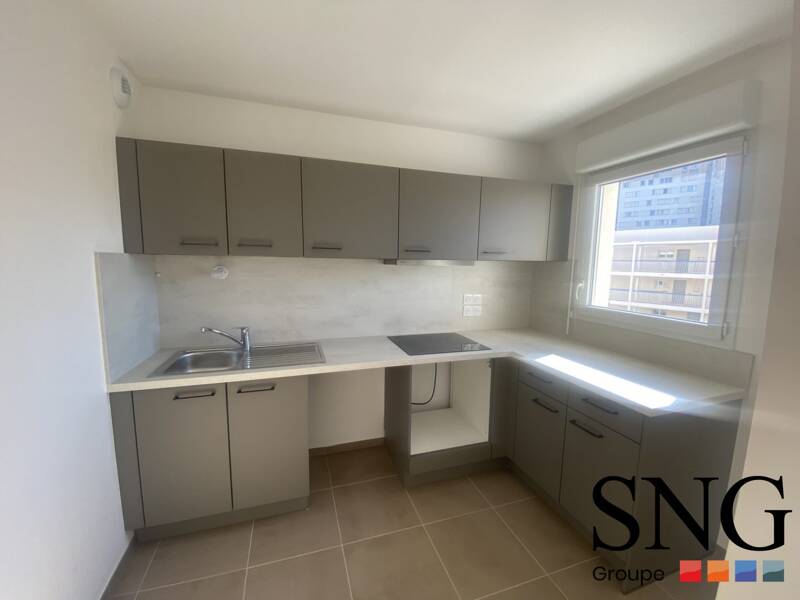 Maison à louer, 78m², MARSEILLE 14E