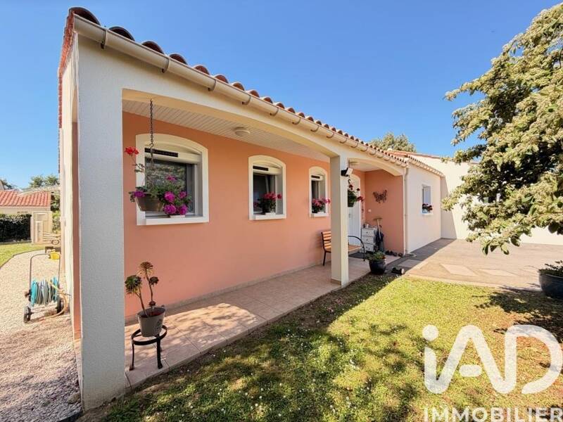 Maison à vendre, 115m², SAINT HILAIRE LA FORET