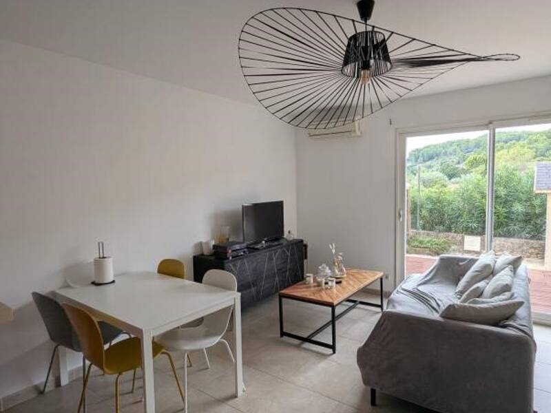 Maison à louer, 58m², CUERS