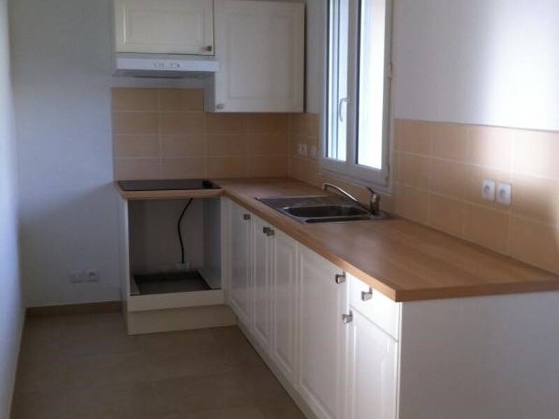 Maison à louer, 75m², ORAISON