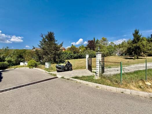 Terrain constructible à vendre 390 000 € 1 219 m² de terrain Quartiers Ouest Montgros-Montmeuille La Colle-sur-Loup 06480