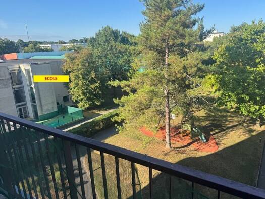 Appartement à louer 1 590 € 5 pièces 4 chambres 99 m² Bellevue-Centre Ville Yerres 91330