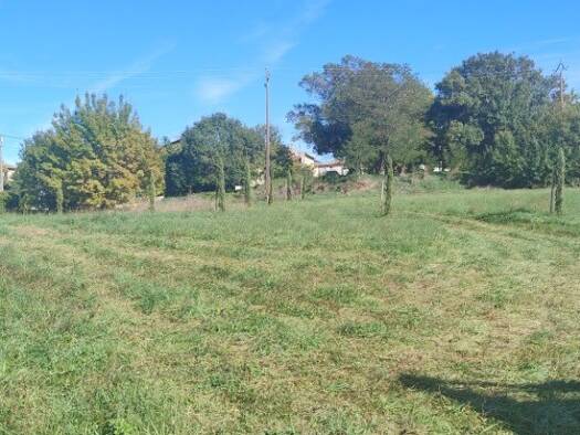 Terrain constructible viabilisé à vendre 55 000 € 602 m² de terrain Vagnas 07150