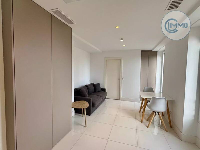 Maison à louer, 23m², VILLEFRANCHE SUR MER