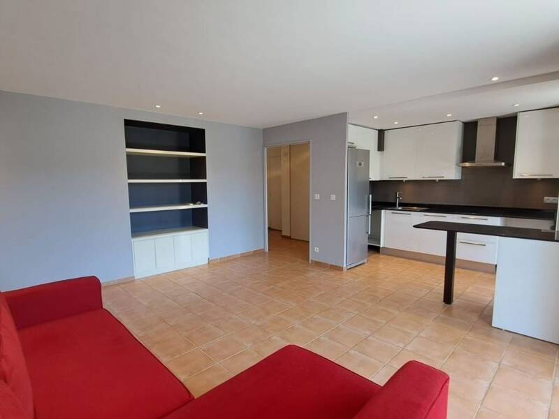 Maison à louer, 63m², MOUGINS