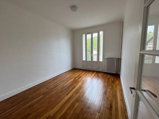 Maison à louer, 45m², NANTERRE