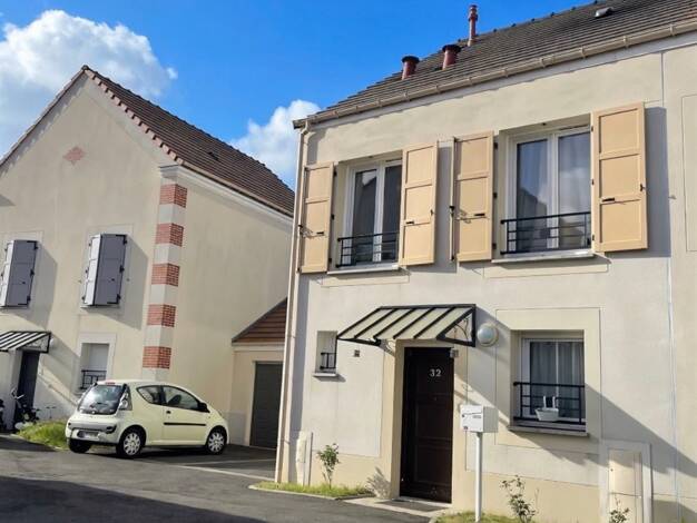 Maison à vendre 335 000 € 5 pièces 4 chambres 95 m² 200 m² de terrain Ferme de Place Lisses 91090
