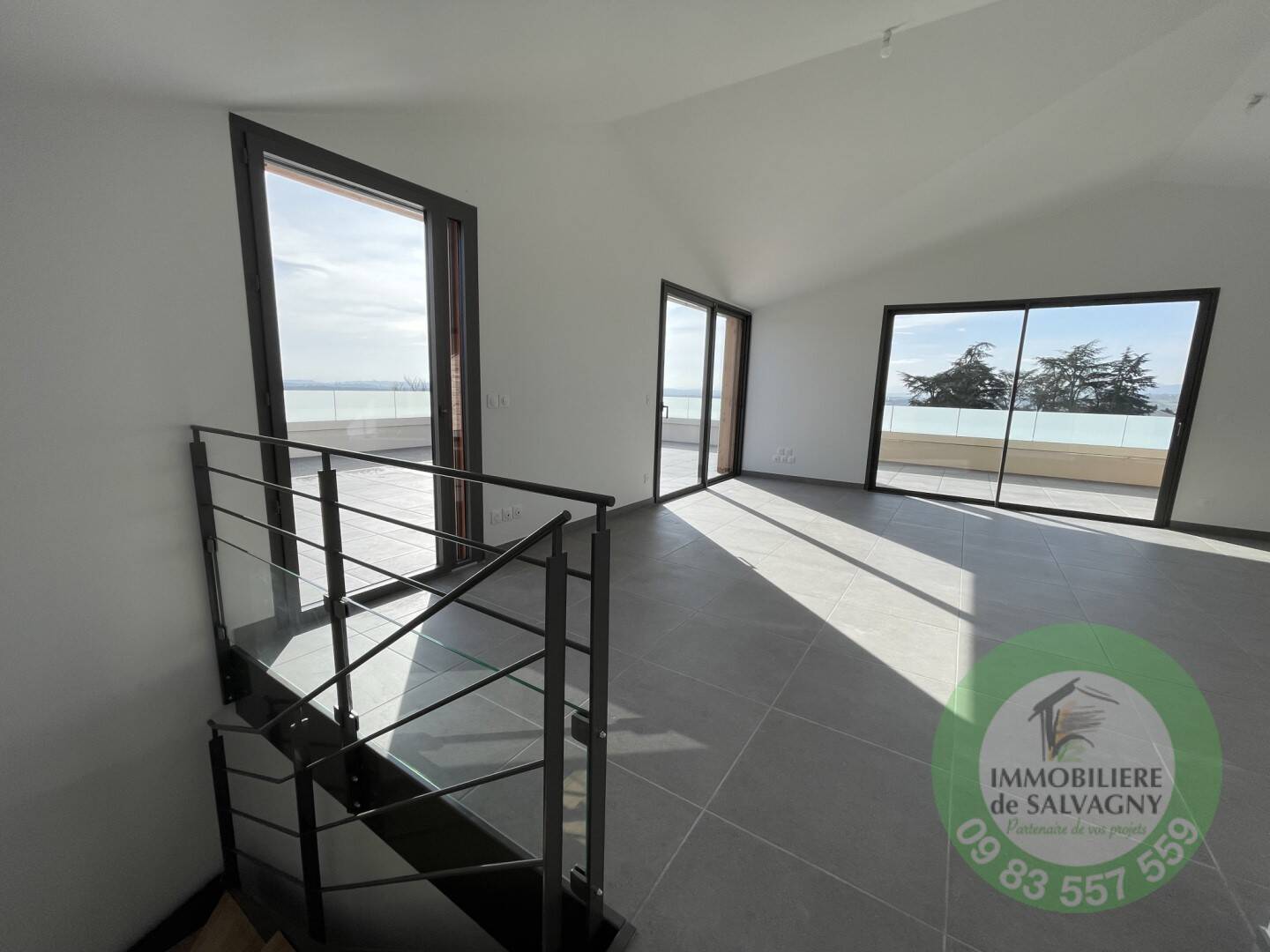 Maison à vendre, 99m², LA TOUR DE SALVAGNY