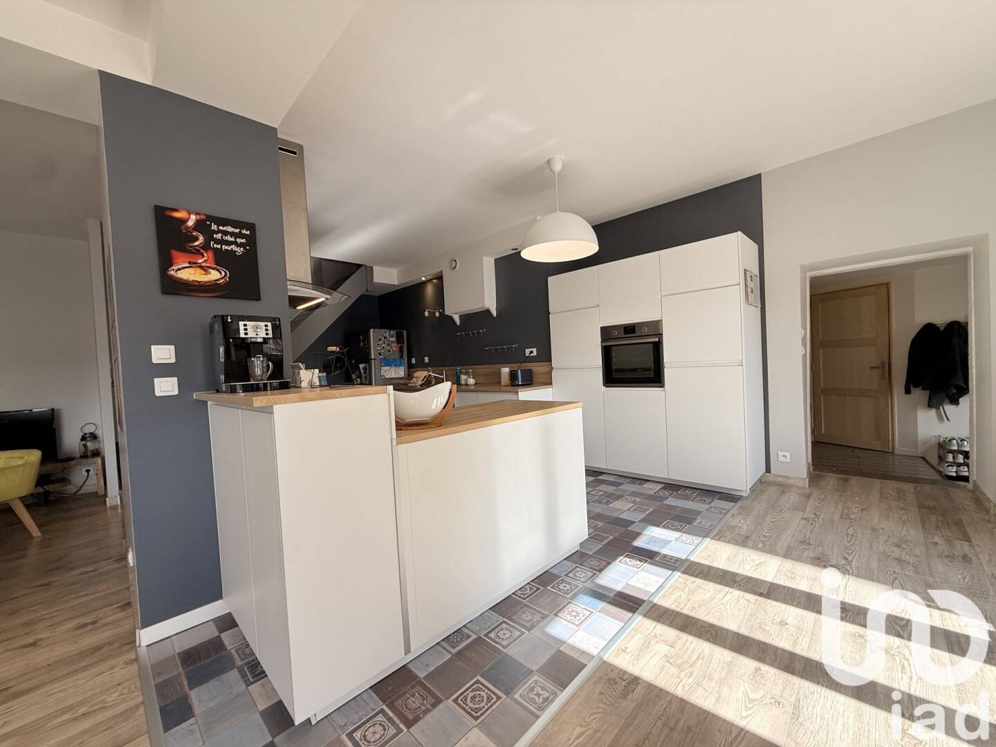Maison à vendre, 200m², NEUVILLE SUR AIN