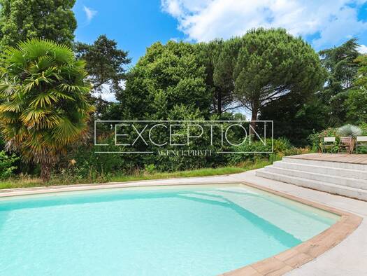 Maison à vendre 894 000 € 9 pièces 5 chambres 204 m² 2 110 m² de terrain Pruniers Bouchemaine 49080