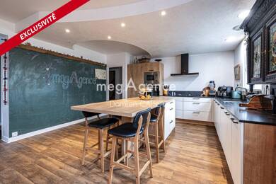 Maison de ville à vendre 399 000 € 9 pièces 5 chambres 200 m² 212 m² de terrain Louannec 22700