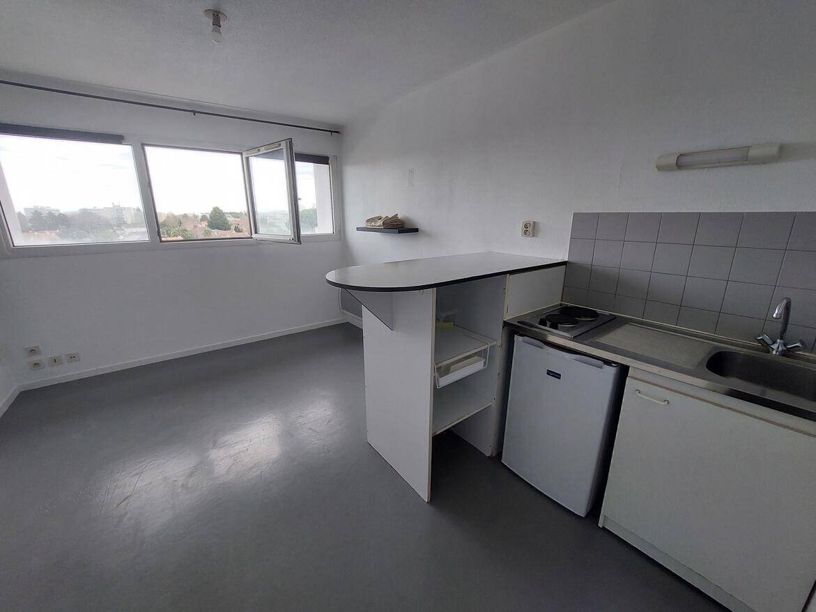 Maison à louer, 18m², PAU