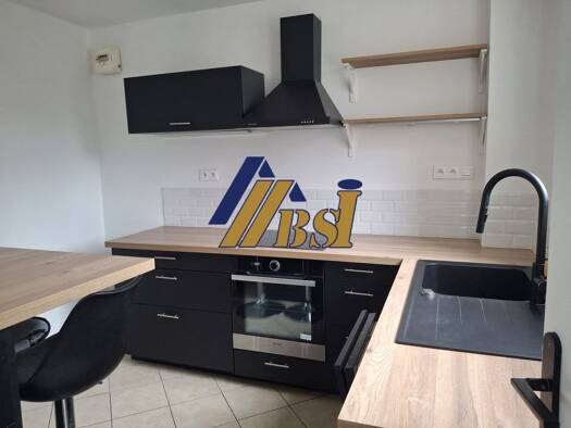 Appartement à vendre 149 100 € 3 pièces 2 chambres 64 m² Étage 2/4 Brest 29200