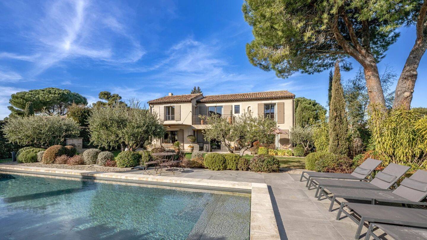 Maison à vendre, 249m², EYGALIERES