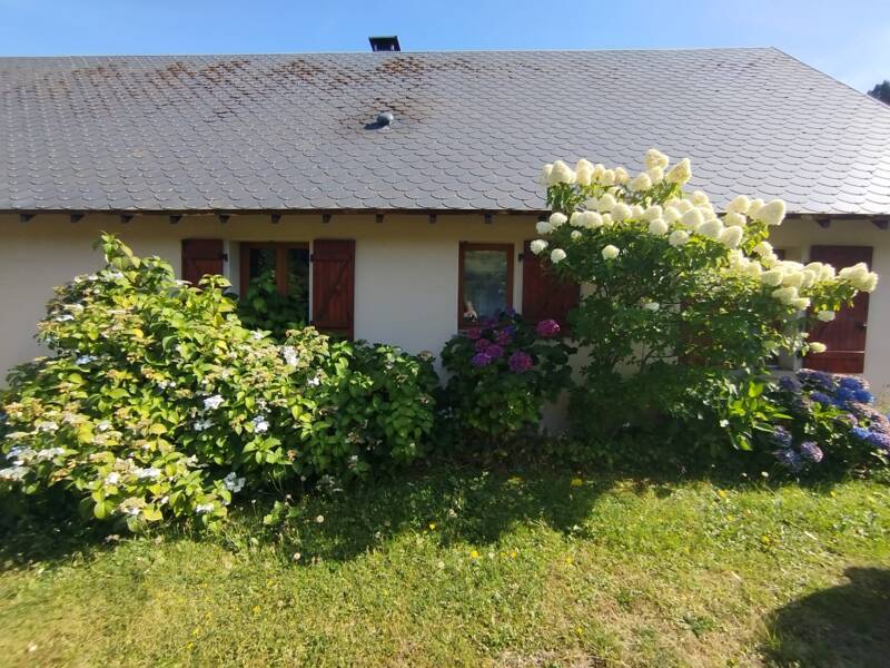 Maison à vendre, 130m², BESSE ET SAINT ANASTAISE