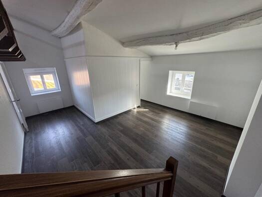 Appartement à louer 520 € 2 pièces 1 chambre 59 m² Étage 3/3 Centre Ville Mazamet 81200