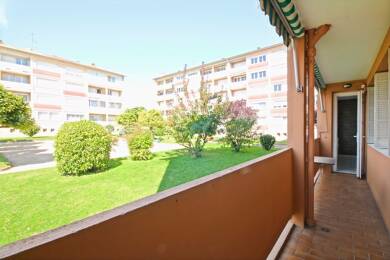 Appartement à vendre 95 000 € 5 pièces 4 chambres 86 m² Étage 1/4 Pillet-Champlevert Mâcon 71000