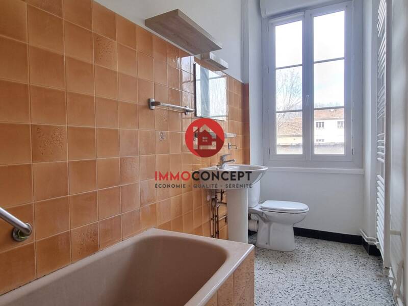 Maison à louer, 94m², ROQUEMAURE