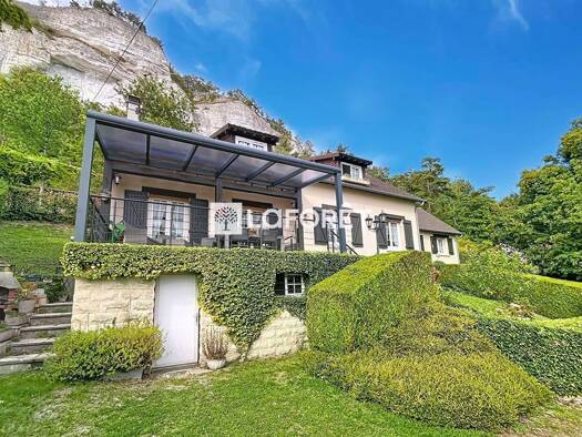 Maison à vendre 398 000 € 6 pièces 4 chambres 130 m² 1 075 m² de terrain Le Thuit 27700